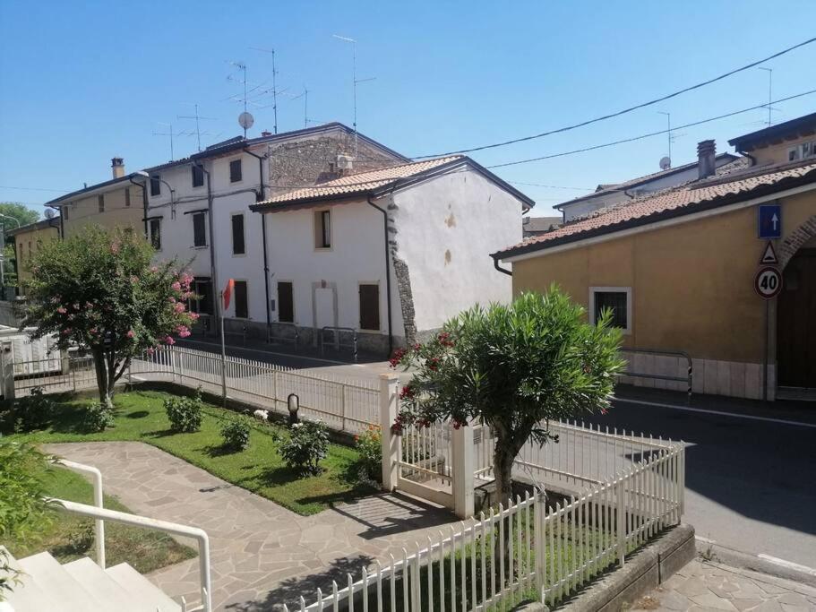 Appartement Nido Sul Garda à Castelnuovo del Garda Extérieur photo